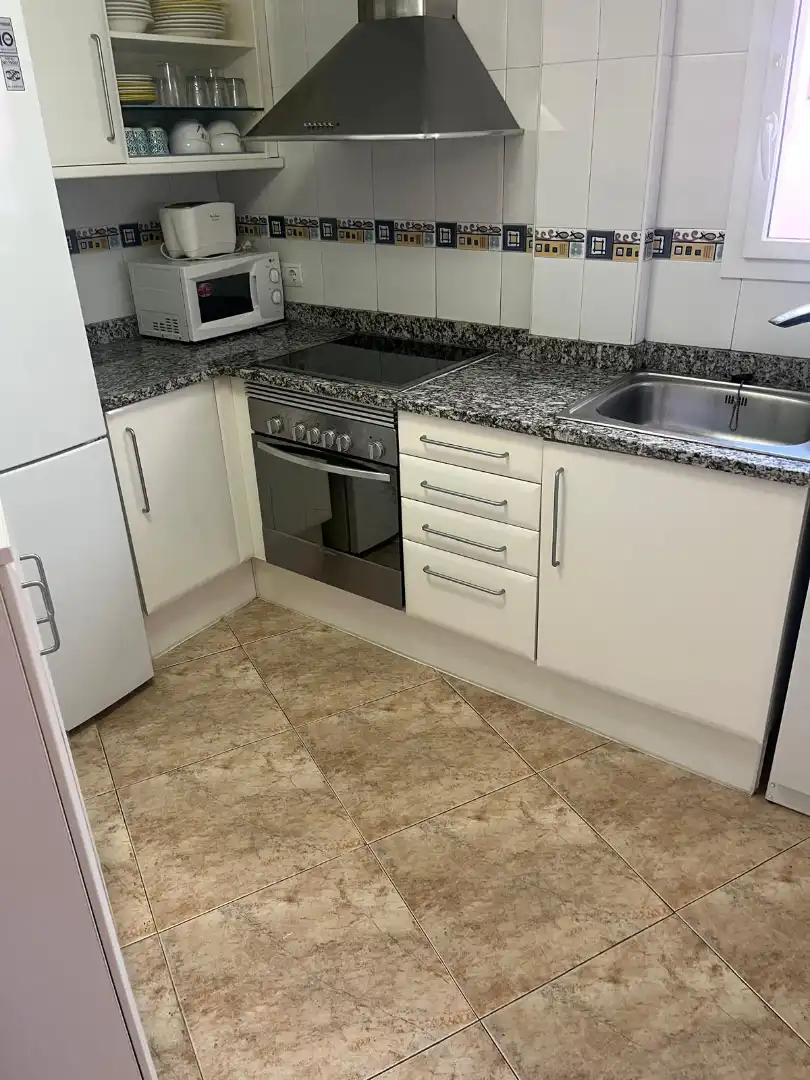 Cuina de Pis en venda en Palamós amb Aire condicionat, Calefacció i Moblat