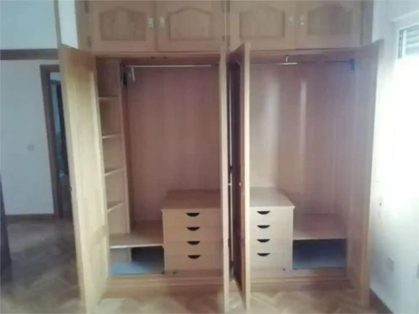 Habitación de Piso en venta en Torrelodones con Piscina y Balcón