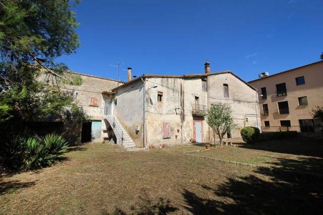 Casa-chalet en Venta en Cornellà del Terri