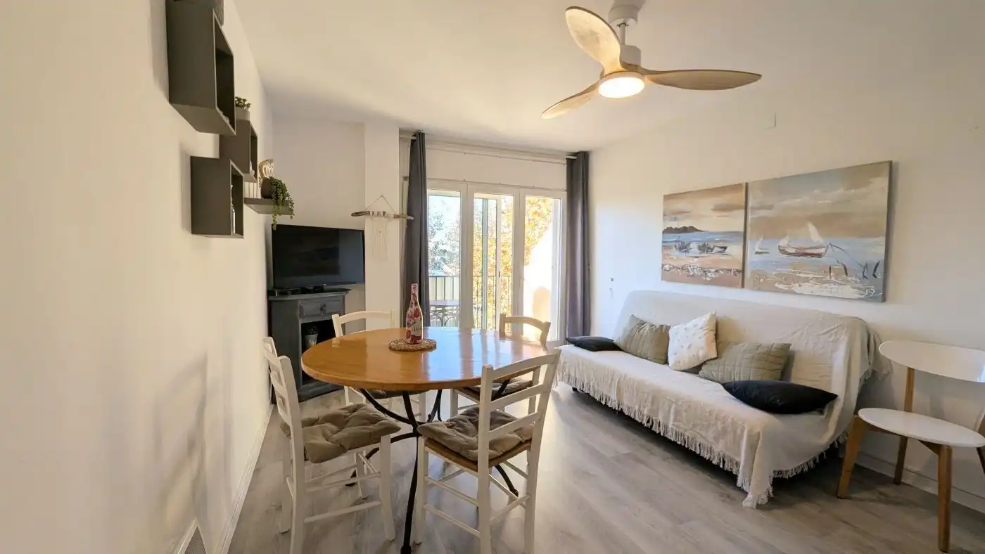 Sala d'estar de Apartament en venda en Empuriabrava amb Aire condicionat, Calefacció i Terrassa