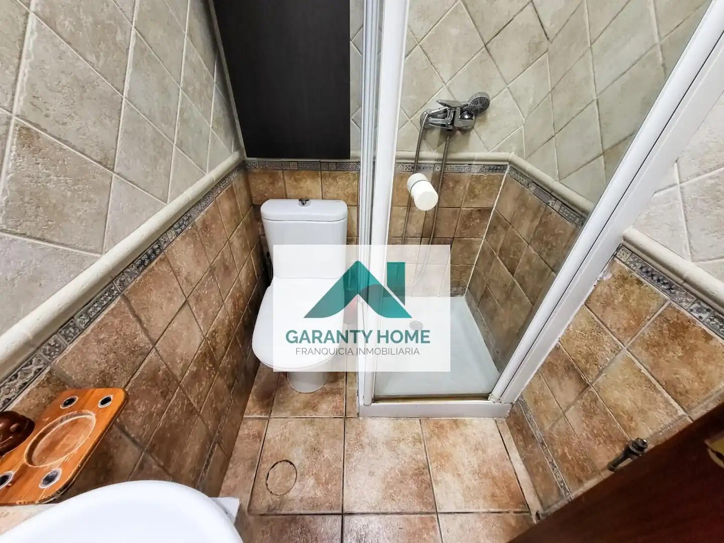 Baño de Apartamento de alquiler en Boadilla del Monte con Aire acondicionado, Calefacción y Jardín privado