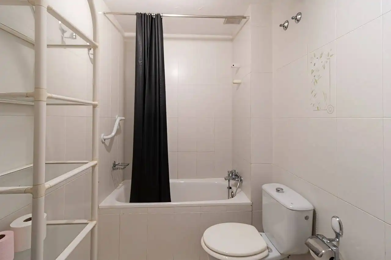 Bany de Casa o xalet en venda en Salobreña amb Aire condicionat, Terrassa i Piscina comunitària