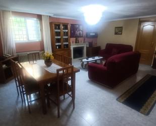 Sala d'estar de Apartament de lloguer en Casarrubios del Monte