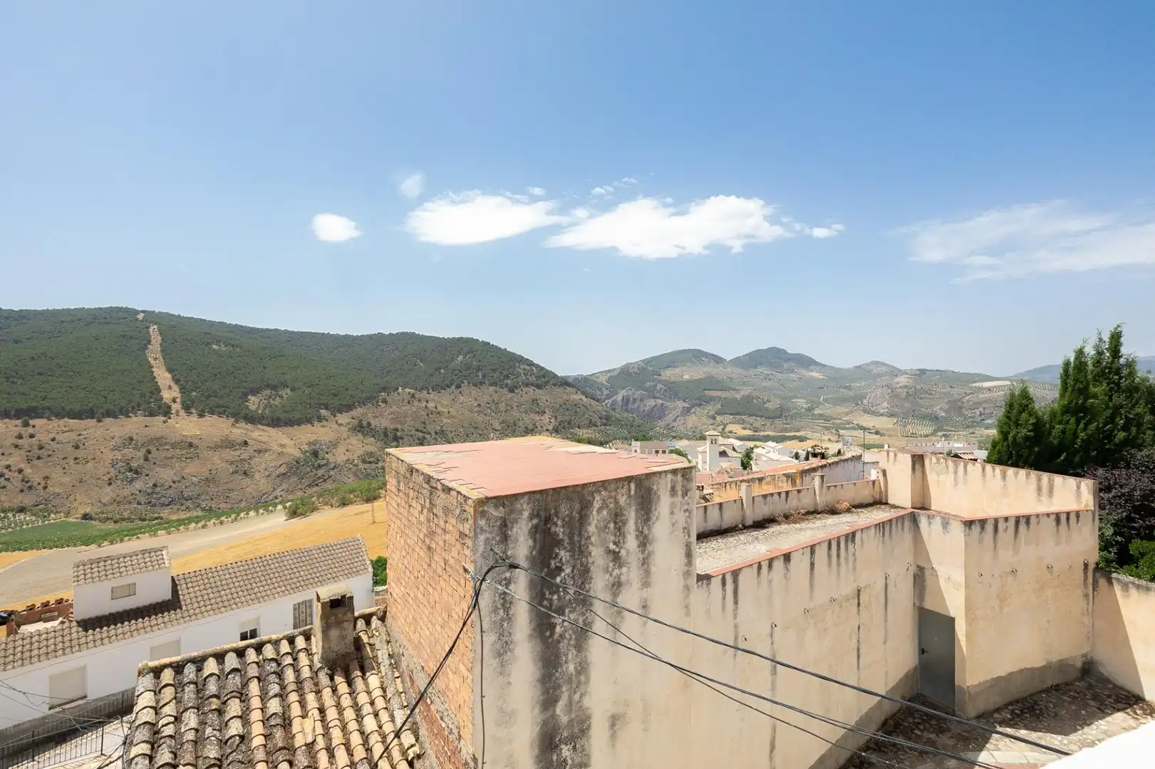 Vista exterior de Casa o xalet en venda en Moclín amb Aire condicionat, Terrassa i Moblat