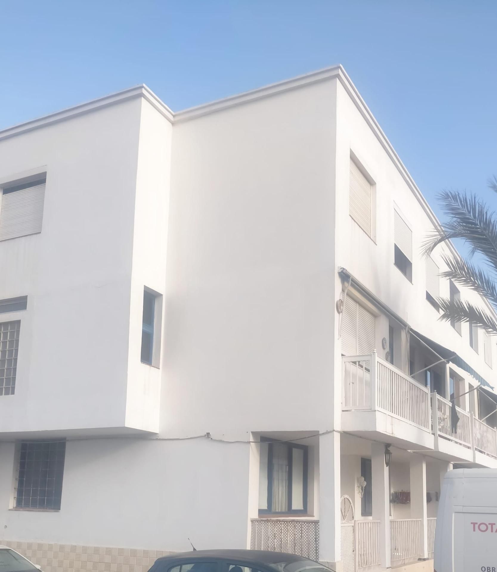 Exterior view of House or chalet for sale in La Oliva  with Balcony