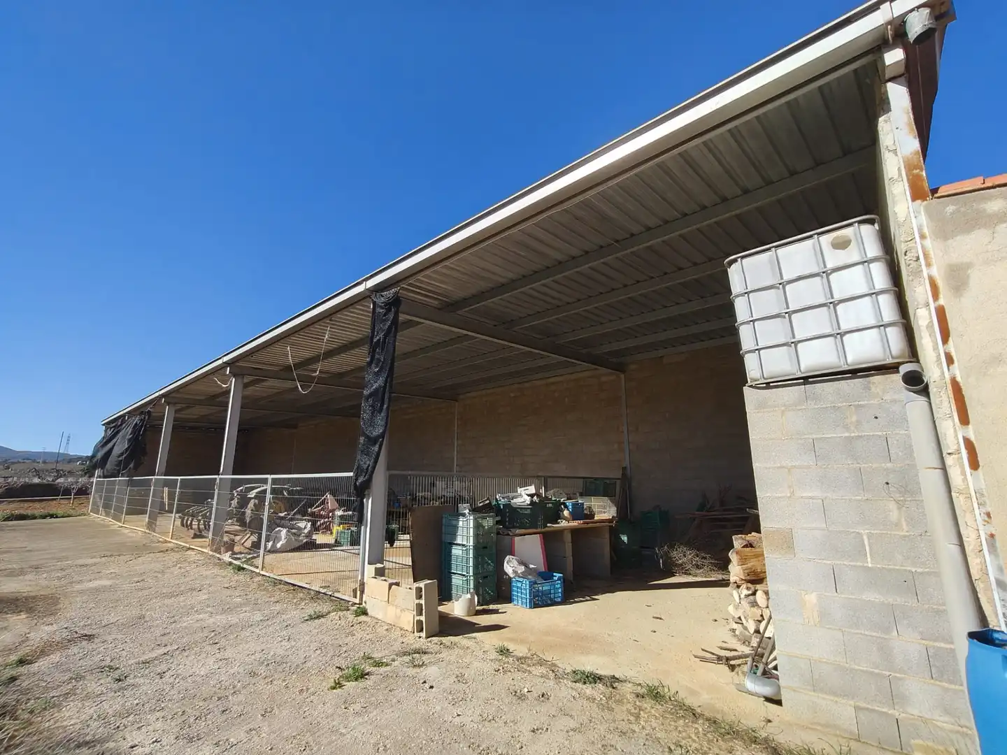 Vista exterior de Casa o xalet en venda en Atzeneta del Maestrat amb Calefacció, Jardí privat i Terrassa
