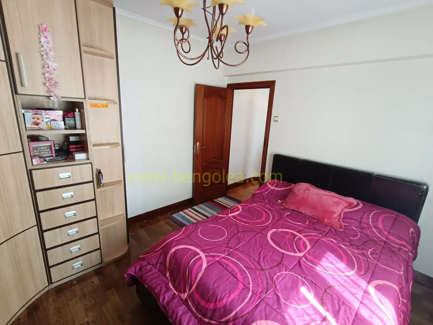 Schlafzimmer von Wohnung zum Verkauf in Santurtzi  mit Abstellraum und Balkon