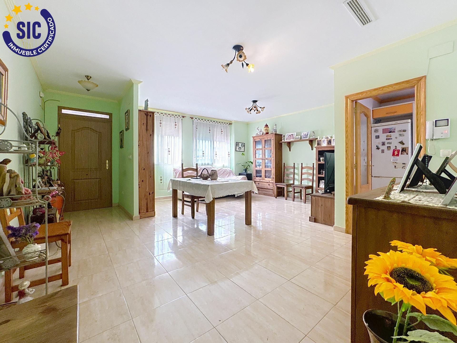 Planta baja en venta en Torrent con Terraza