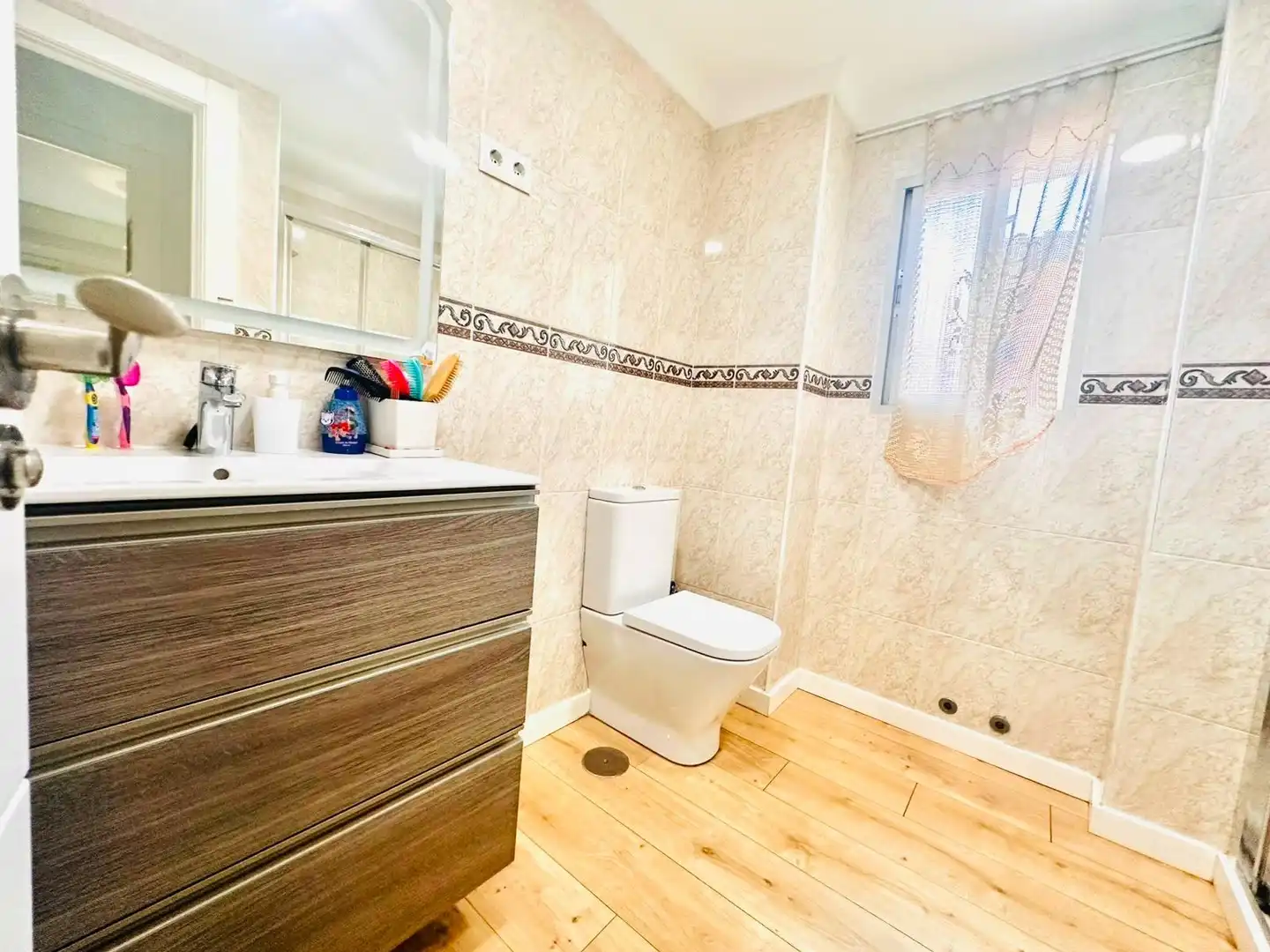 Baño de Piso en venta en Málaga con Aire acondicionado, Jardín privado y Parquet