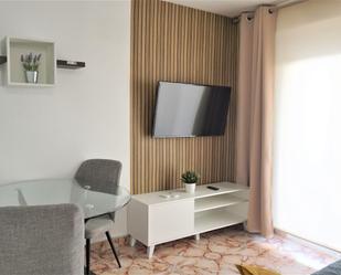 Living room of Flat to rent in  Granada Capital  with Air Conditioner