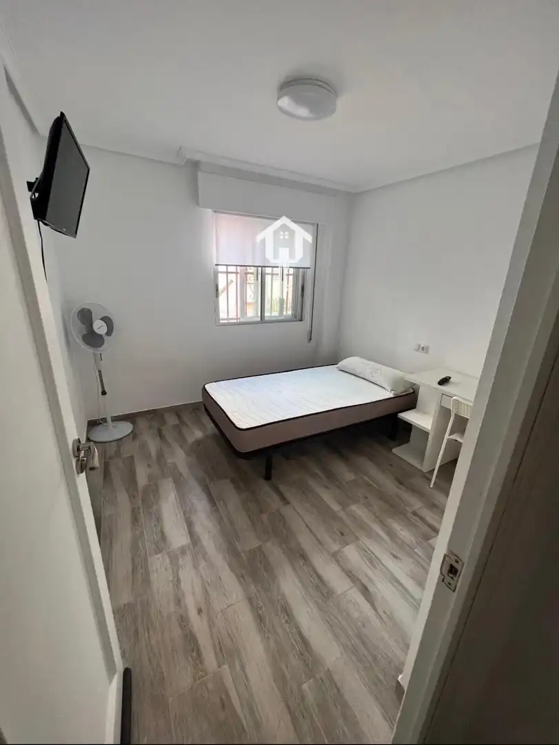 Bedroom of Flat for sale in Alicante / Alacant  with Air Conditioner and Furnished