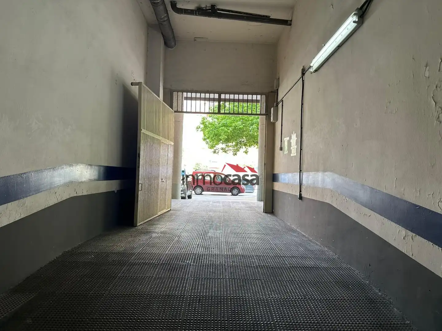 Aparcament en venda a Calle TORRE DE LAS DAMAS, imagen 2