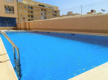 Appartement compact avec piscine à vendre à Centro