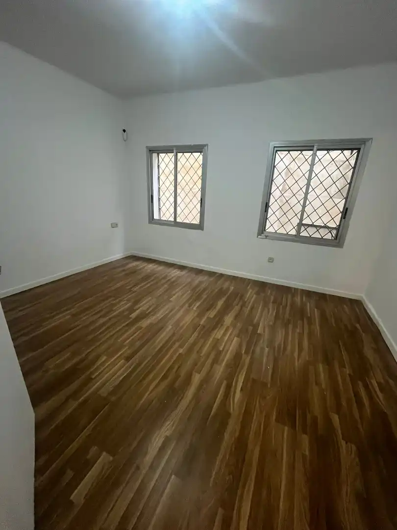 Habitación de Piso en venta en L'Hospitalet de Llobregat con Alarma