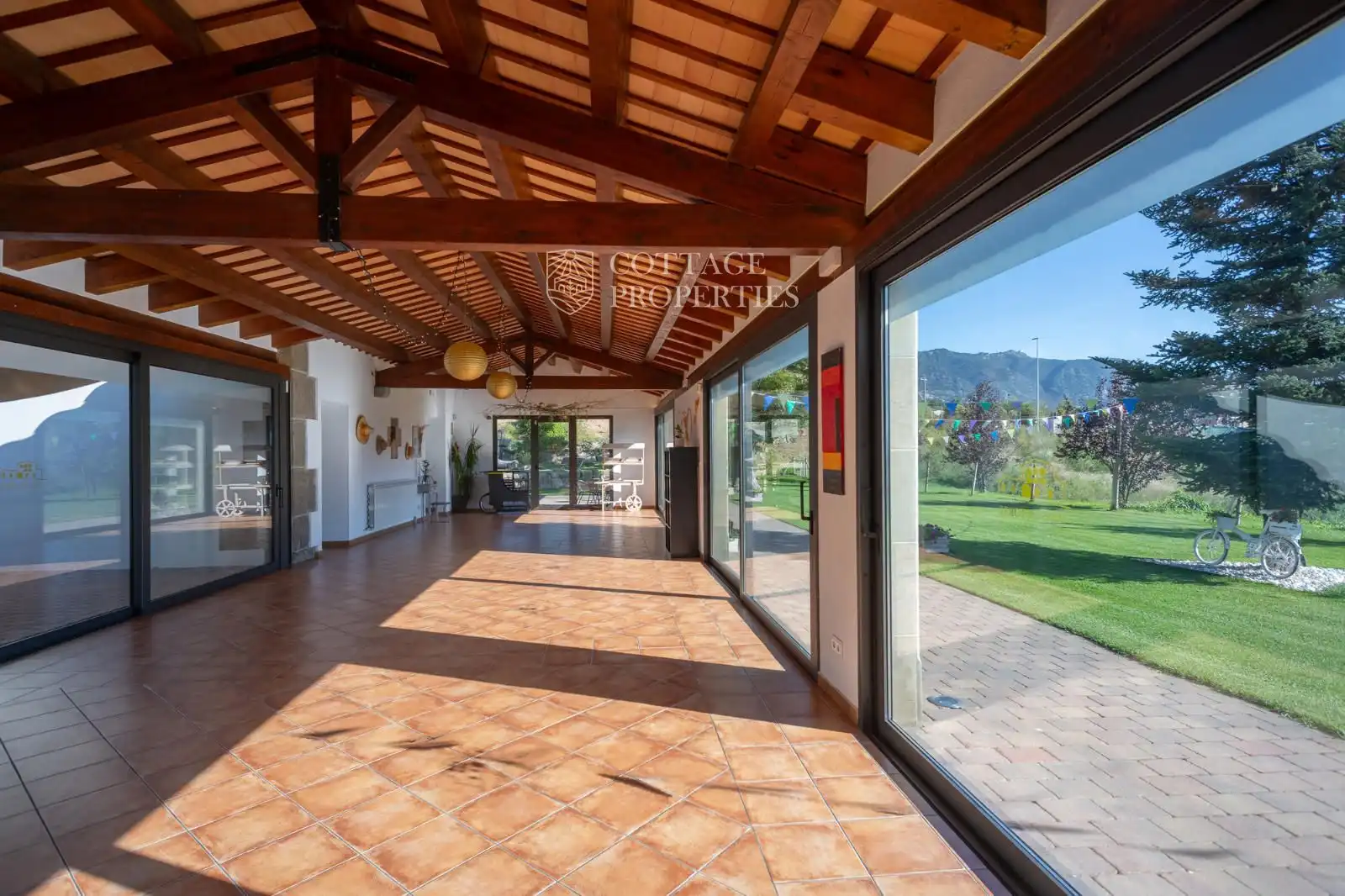 Terraza de Finca rústica en venta en Torelló con Terraza y Amueblado