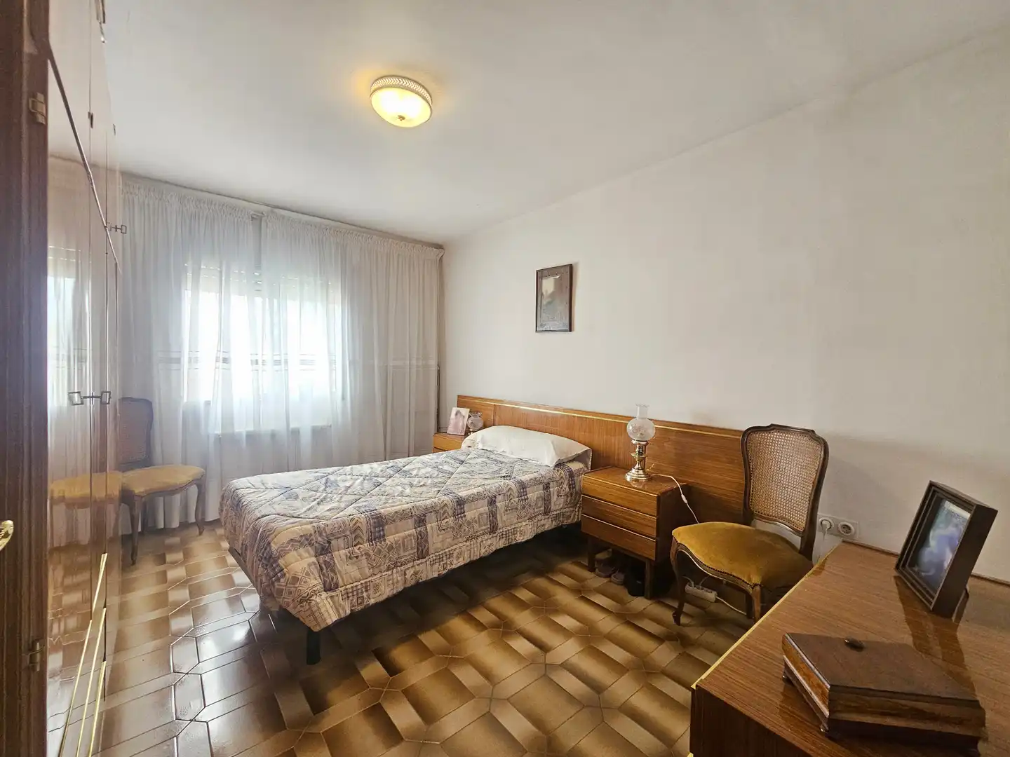 Bedroom of Flat for sale in Sabadell  with Heating, Oven and Balcony