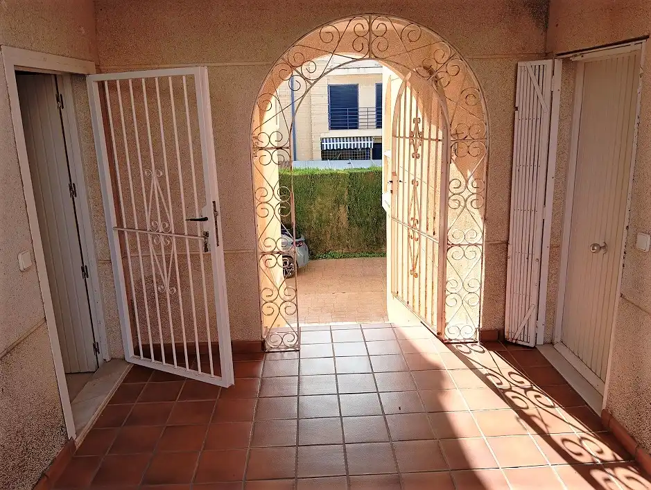 Casa o chalet de alquiler en Santa Pola con Calefacción, Terraza y Amueblado