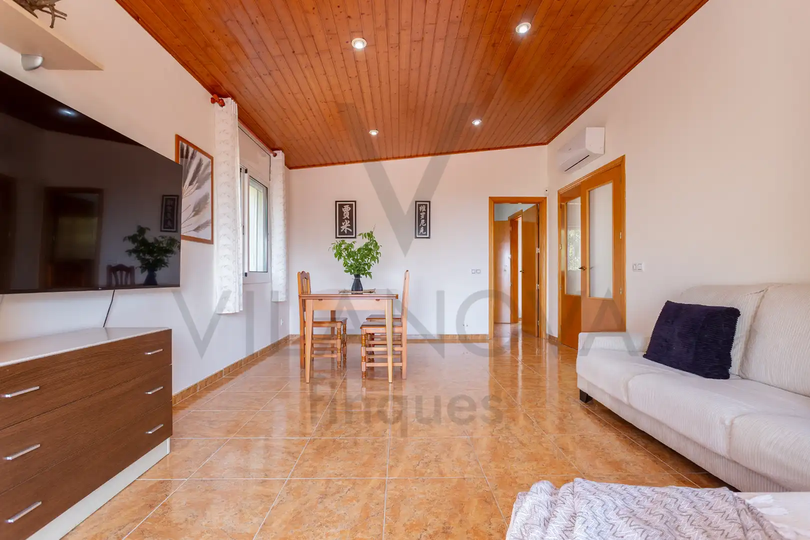 Sala de estar de Casa o chalet en venta en Cabra del Camp con Aire acondicionado, Calefacción y Jardín privado