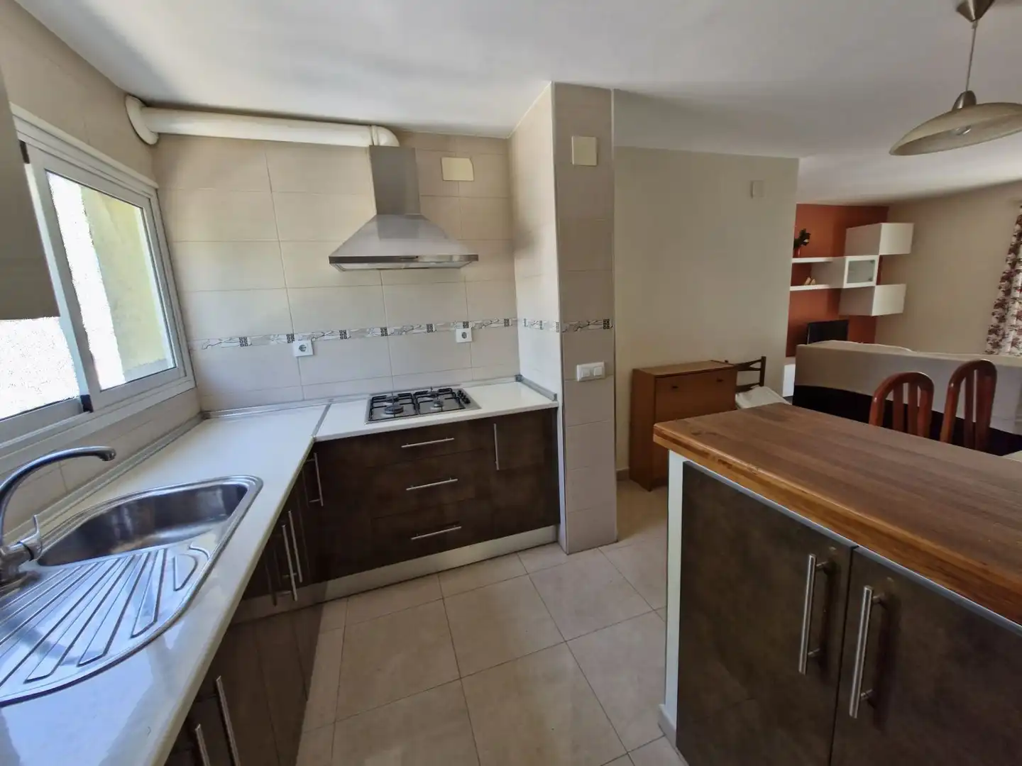 Cocina de Piso de alquiler en La Línea de la Concepción