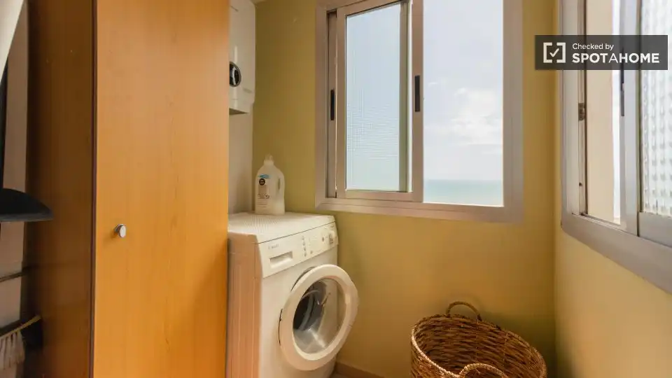 Flat with terrace to rent in Playa del Puig, imagen 12