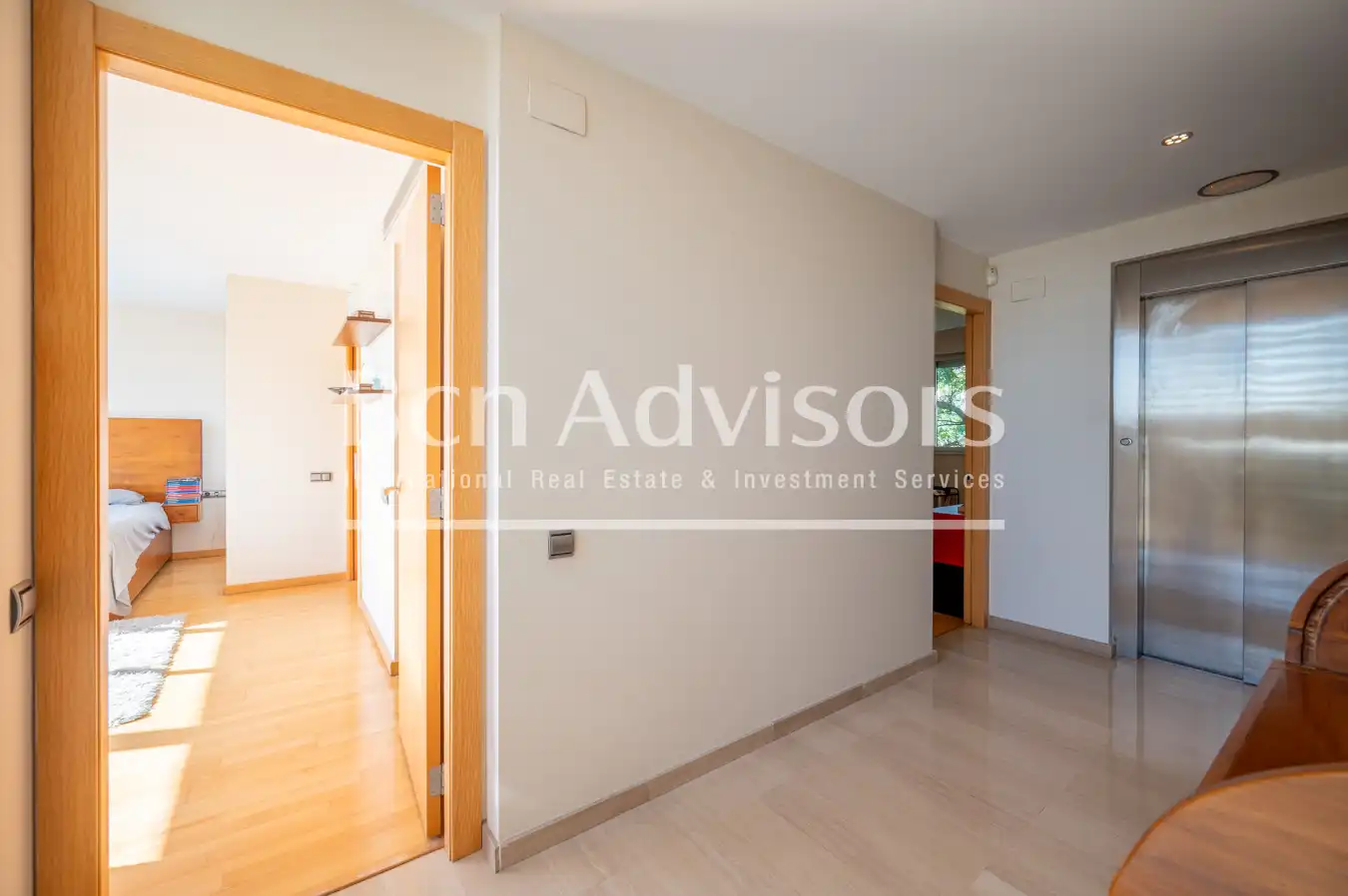 Habitación de Casa o chalet en venta en Barcelona con Aire acondicionado, Calefacción y Jardín privado