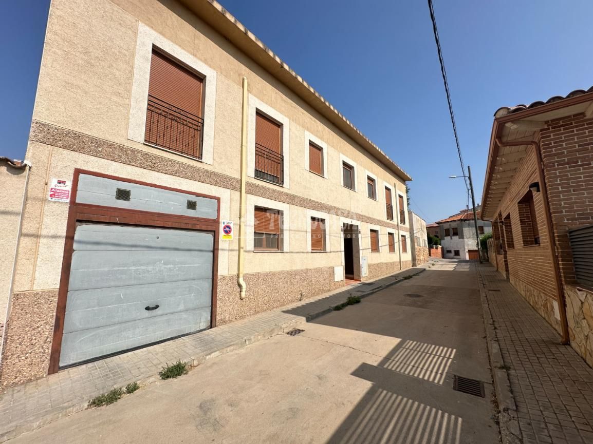 Exterior view of Flat for sale in Guadalajara Capital  with Heating and Furnished