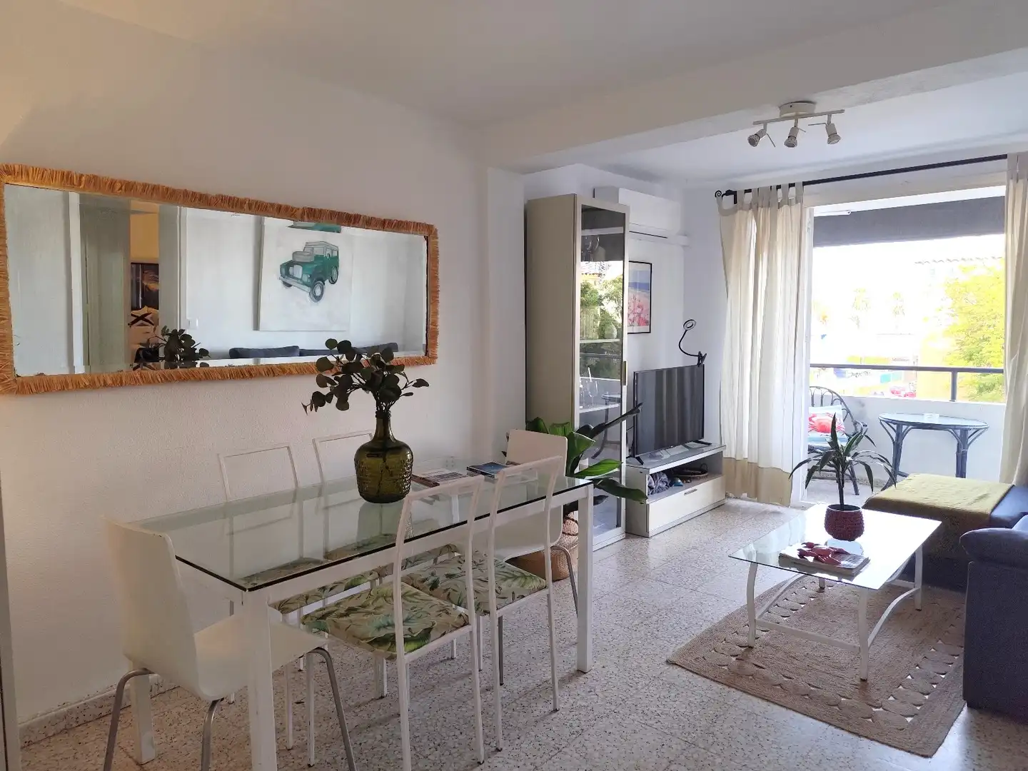 Appartamento con terrazza in affitto a Avenida de las Piletas, imagen 2