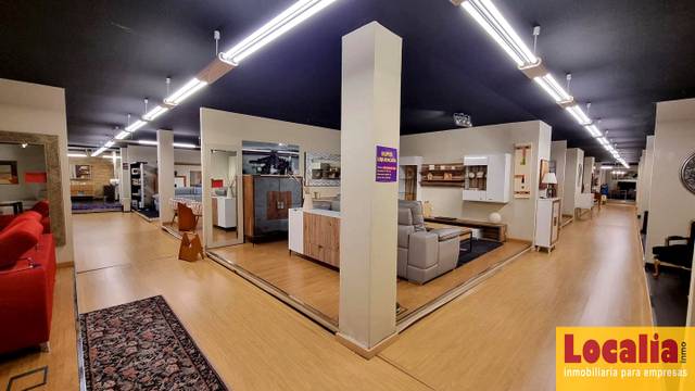 Nave industrial en Alquiler en El Castro, 23 en Alisal - San Román