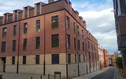 Exterior view of Flat for sale in Arroyo de la Encomienda  with Heating, Parquet flooring and Storage room