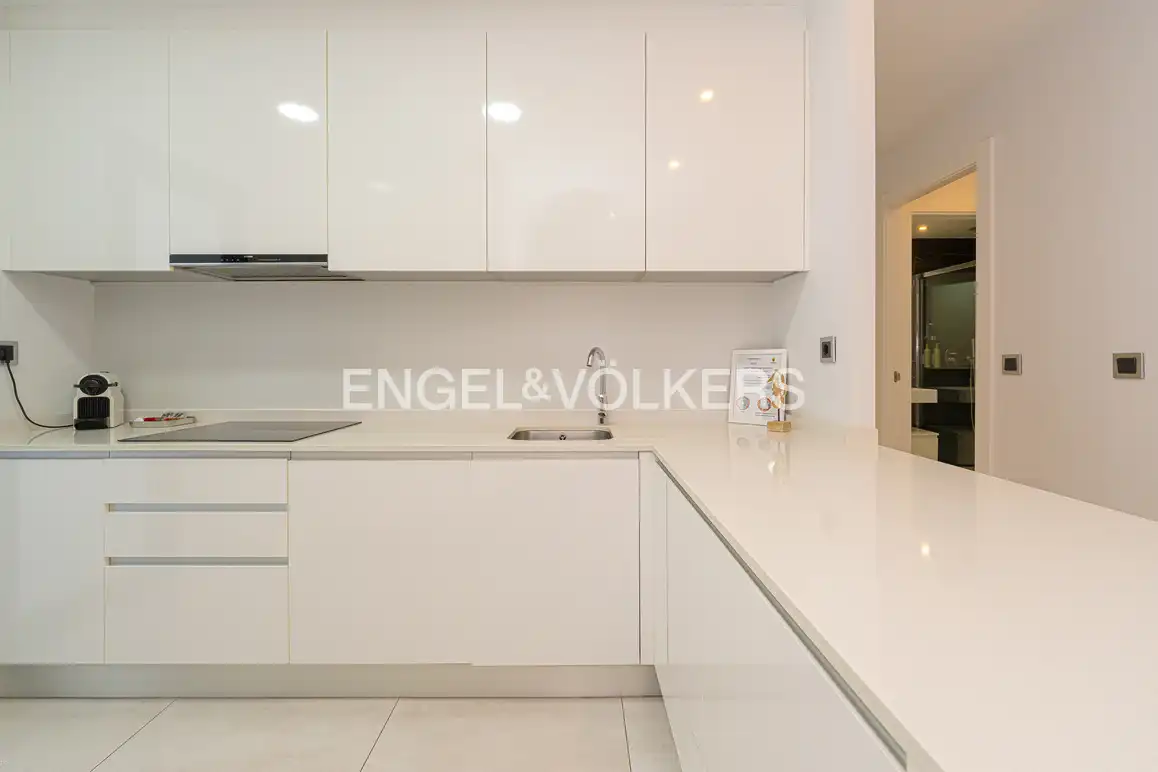 Appartement compact avec piscine à vendre à Avenida República Argentina, imagen 9