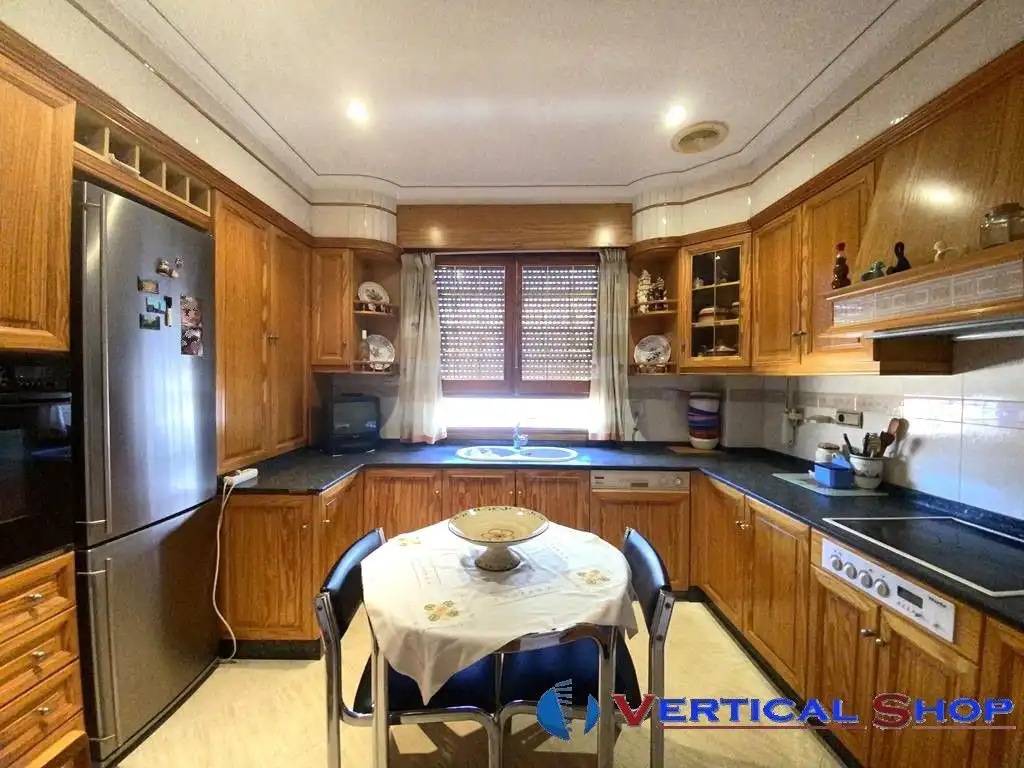 Flat for sale in Atleta Antonio Amorós