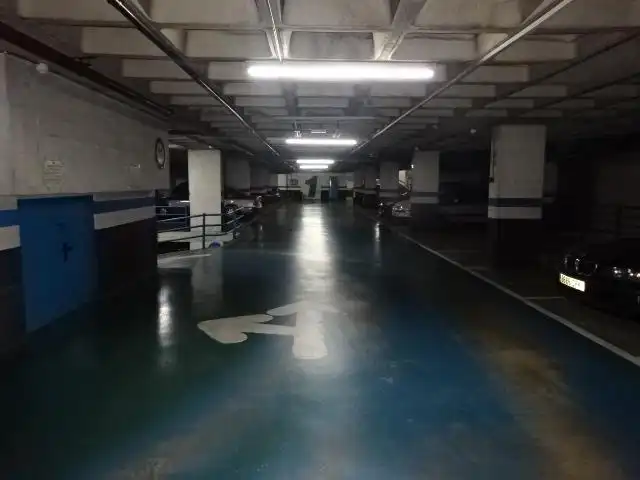 Parkplatz von Garage zum Verkauf in Cornellà de Llobregat