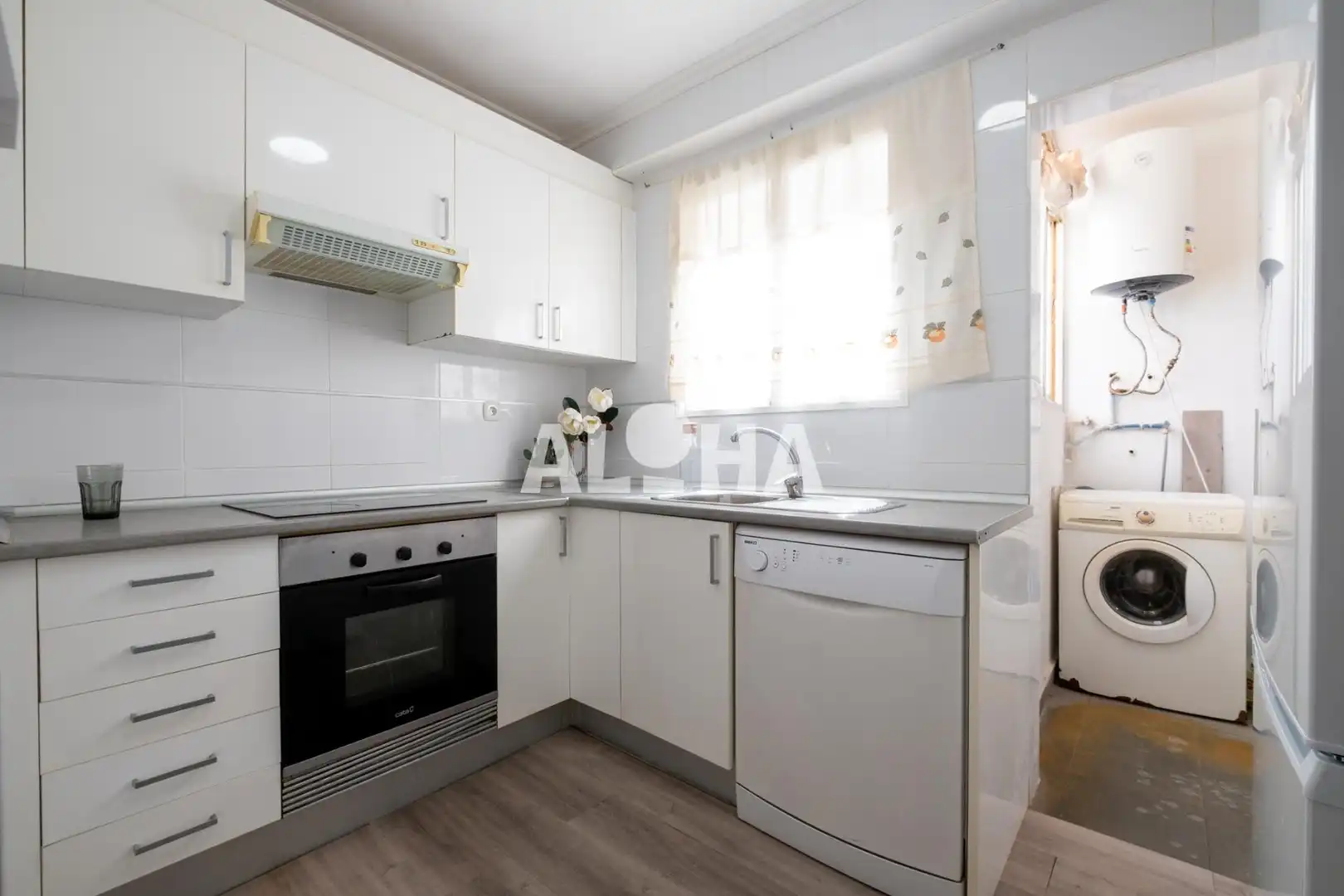 Kitchen of Apartments for rent in Moncada  with Air Conditioner, Furnished and Balcony