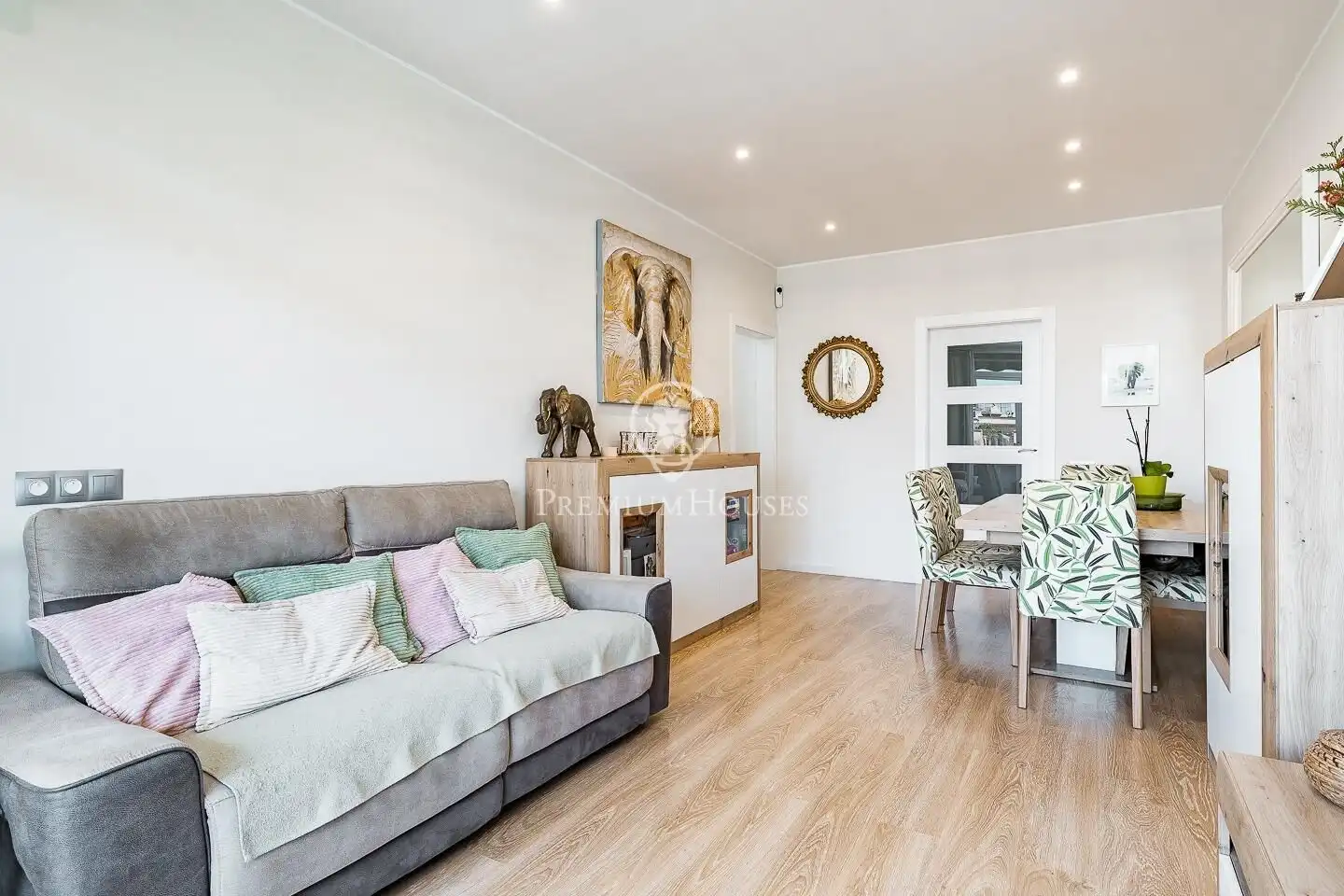 Sala de estar de Piso en venta en Barcelona con Aire acondicionado, Calefacción y Balcón
