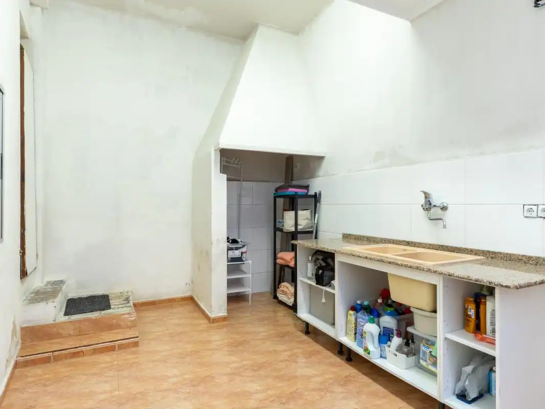 Einfamilien-Reihenhaus zum Verkauf in C. Málaga, Catarroja