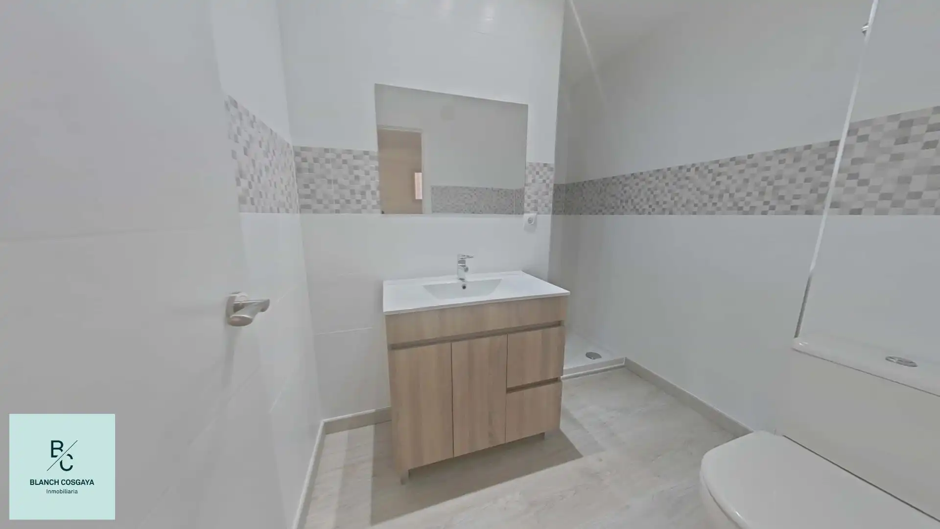 Baño de Oficina de alquiler en Nou Barris