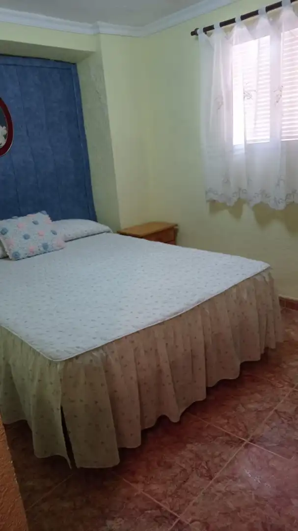 Habitación de Casa o chalet en venta en Buenache de Alarcón con Calefacción, Terraza y Trastero