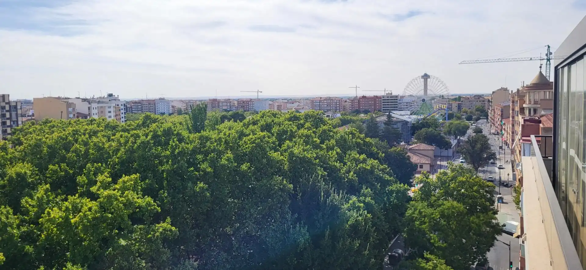 Attic for rent in Feria
