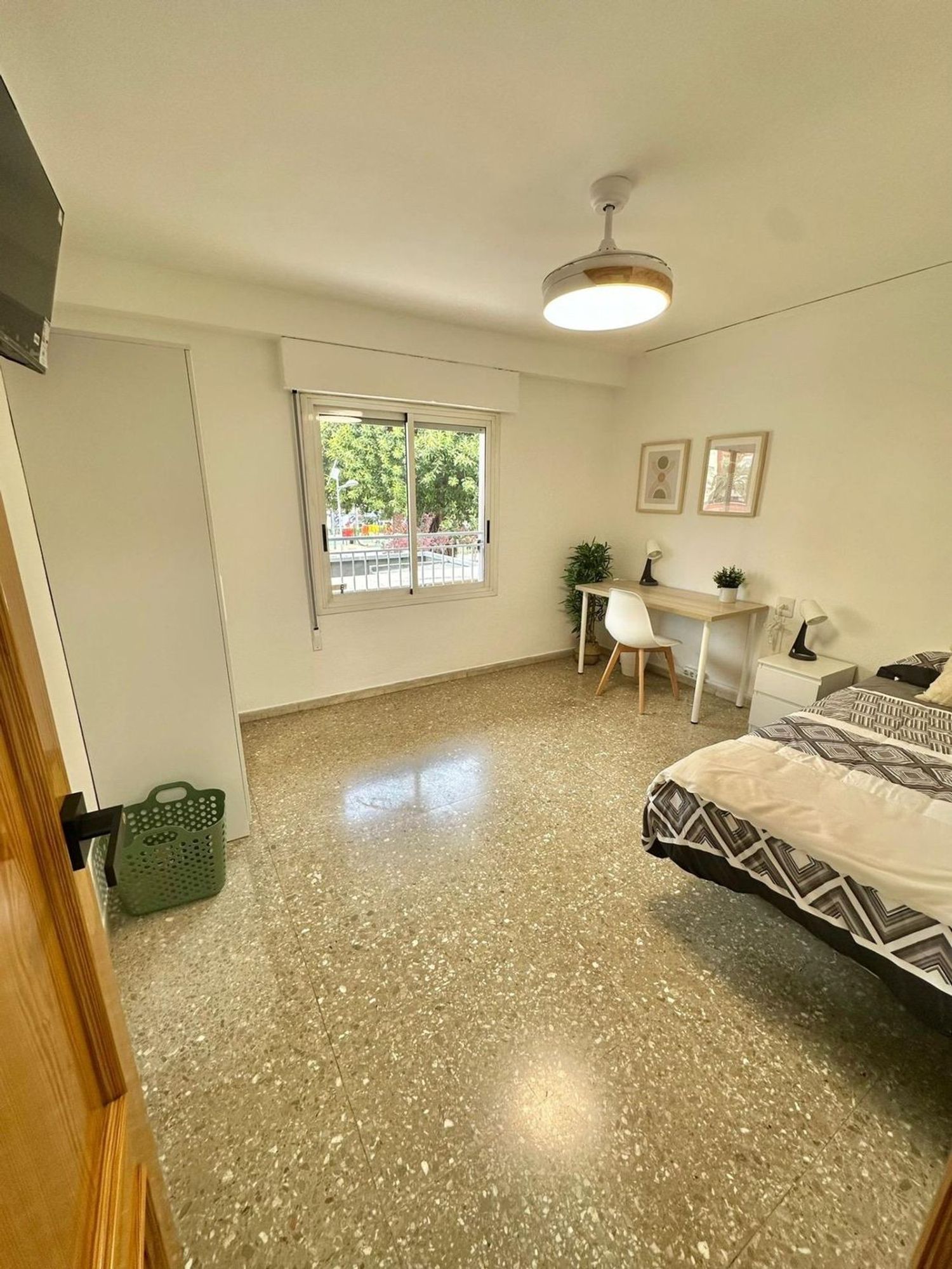 Bedroom of Flat to share in Gandia