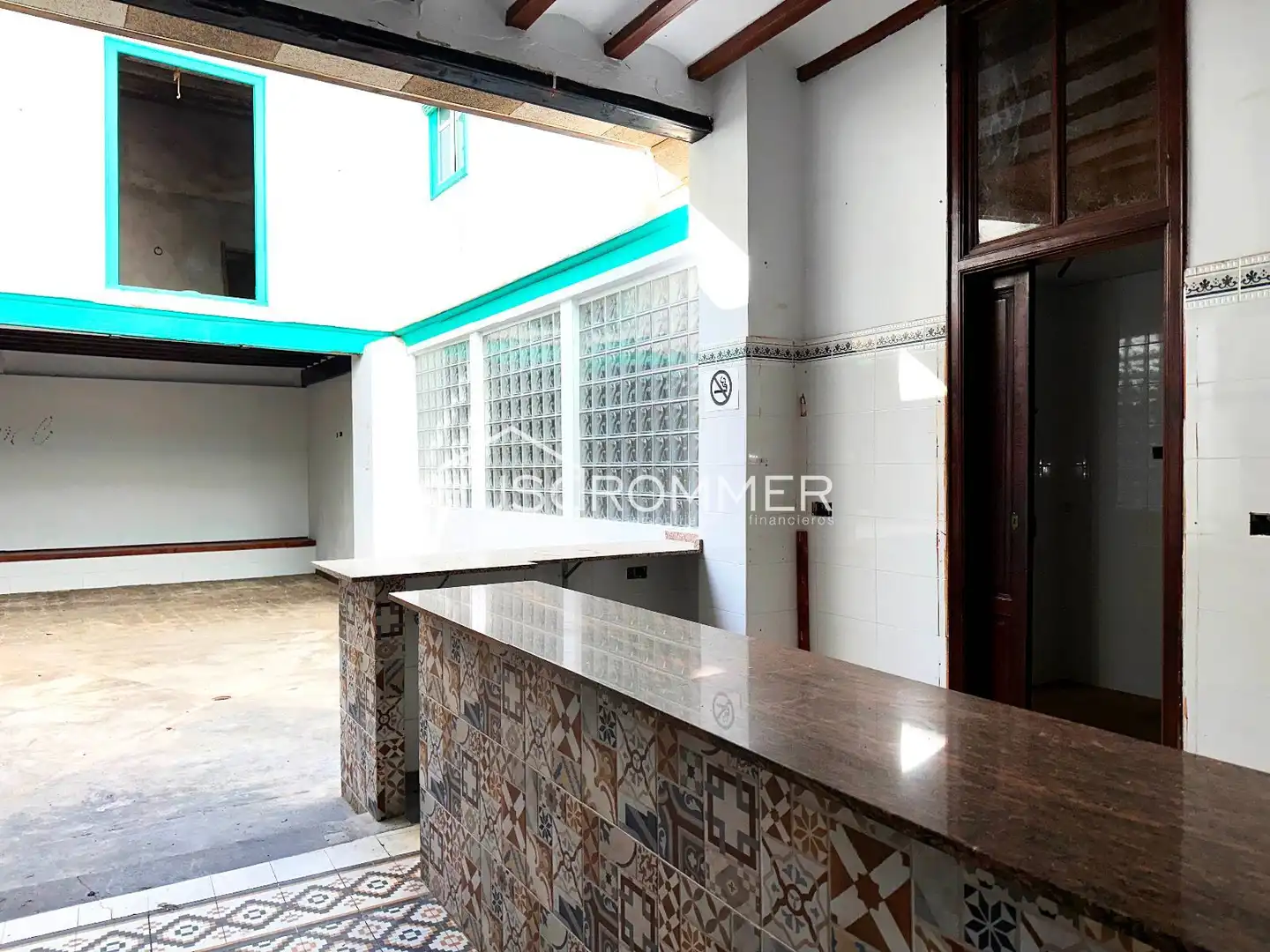 Local de alquiler en Sant Miquel, 24, Centro