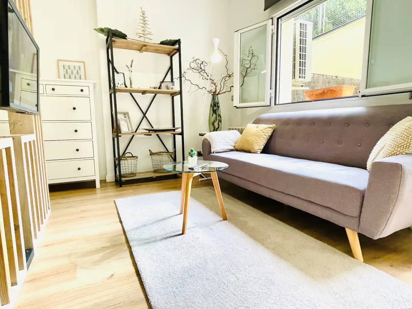 Apartamento de alquiler en Calle de Ponzano, Ríos Rosas - Nuevos Ministerios