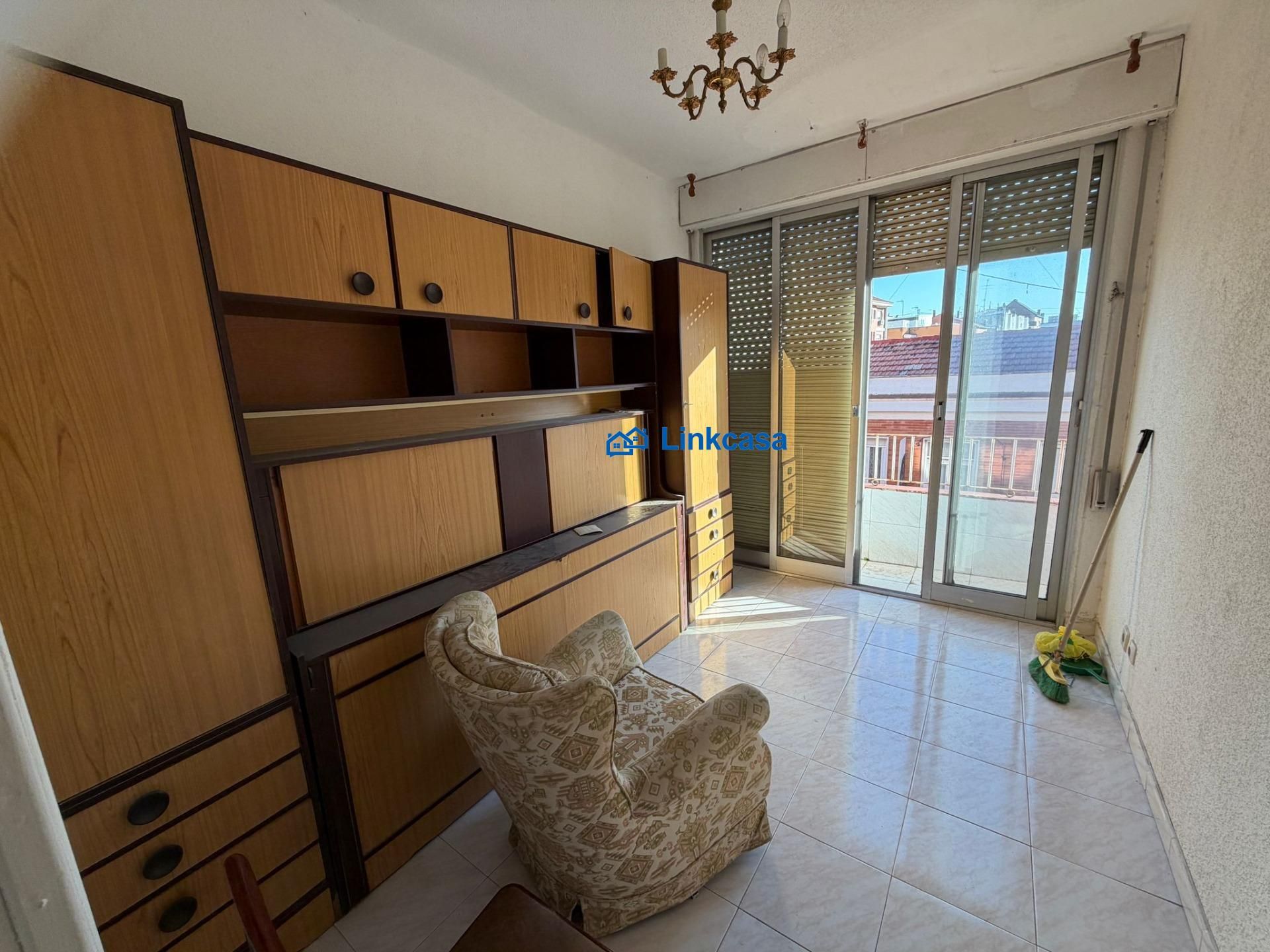 Habitación de Piso en venta en  Madrid Capital con Terraza y Balcón