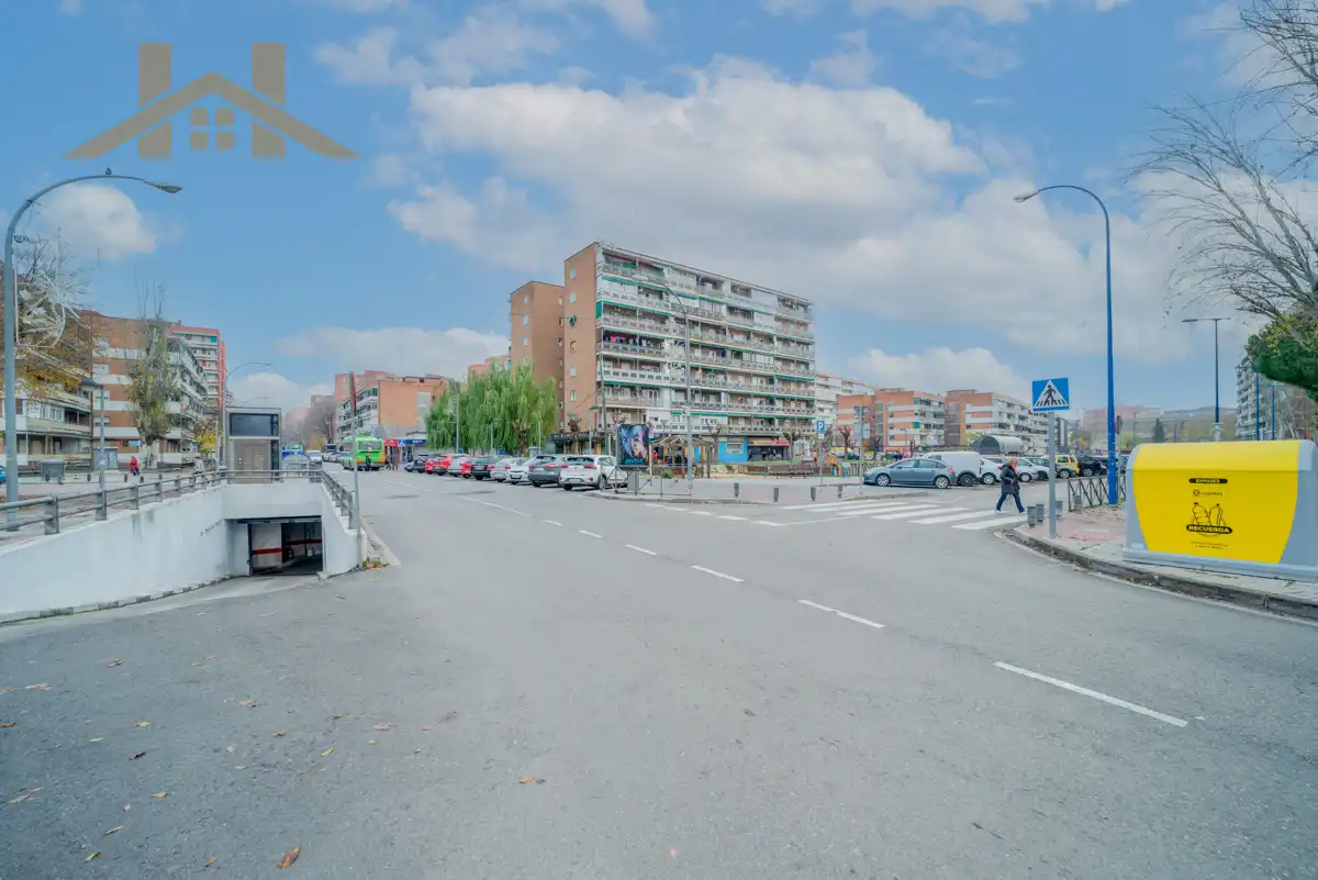 Außenansicht von Wohnung zum Verkauf in Leganés mit Heizung, Terrasse und Abstellraum