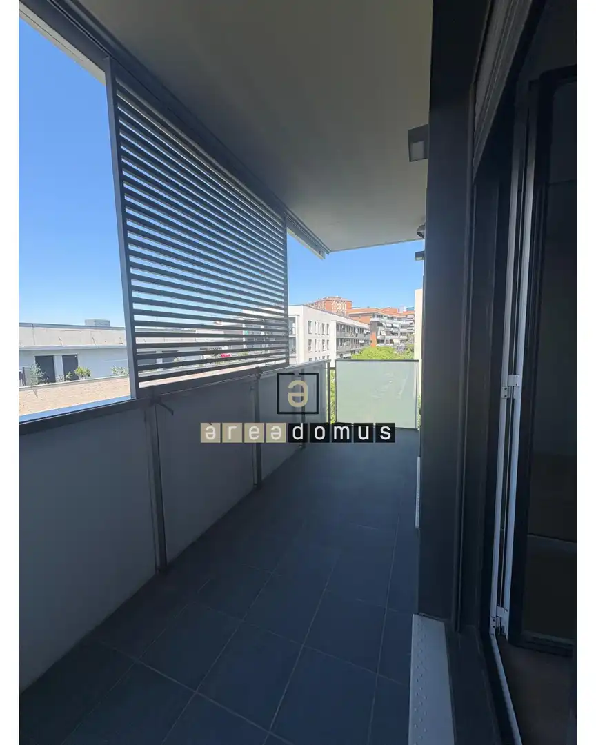 Terraza de Piso en venta en Sant Feliu de Llobregat con Calefacción, Jardín privado y Piscina