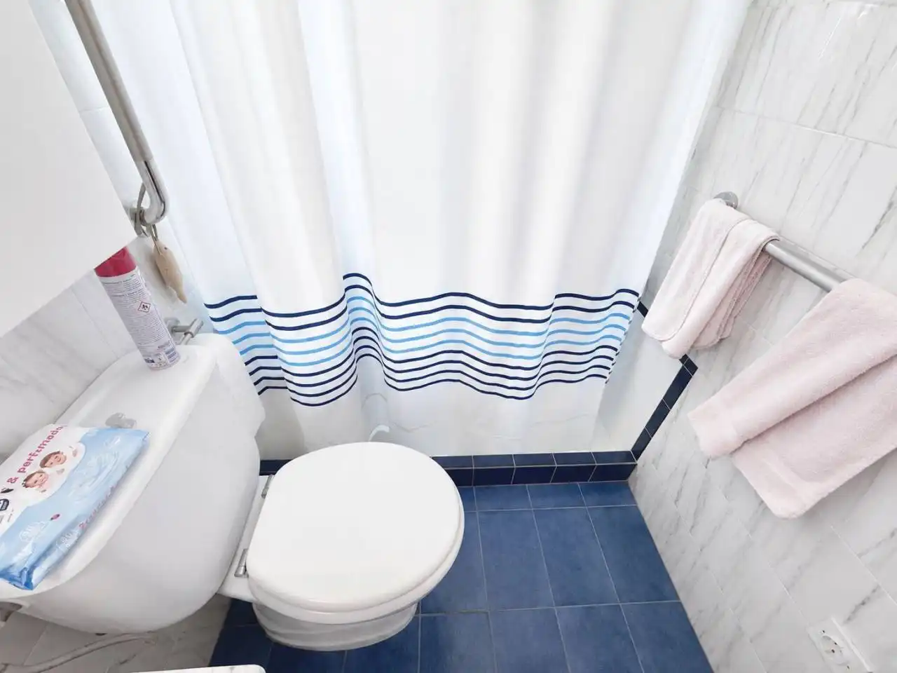 Baño de Casa o chalet en venta en Riells i Viabrea con Aire acondicionado, Calefacción y Jardín privado