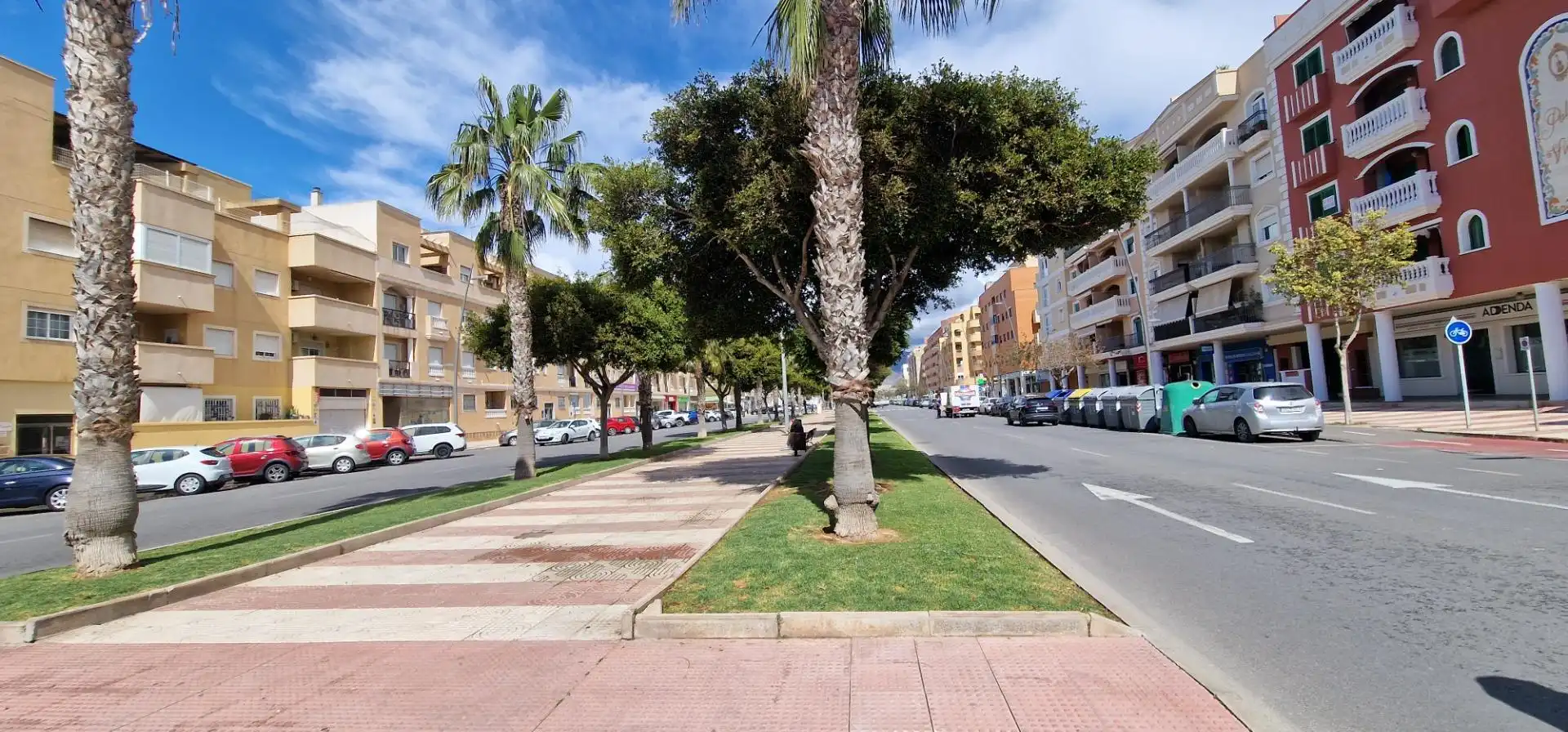 Vista exterior de Apartamento en venta en Roquetas de Mar con Aire acondicionado, Calefacción y Terraza
