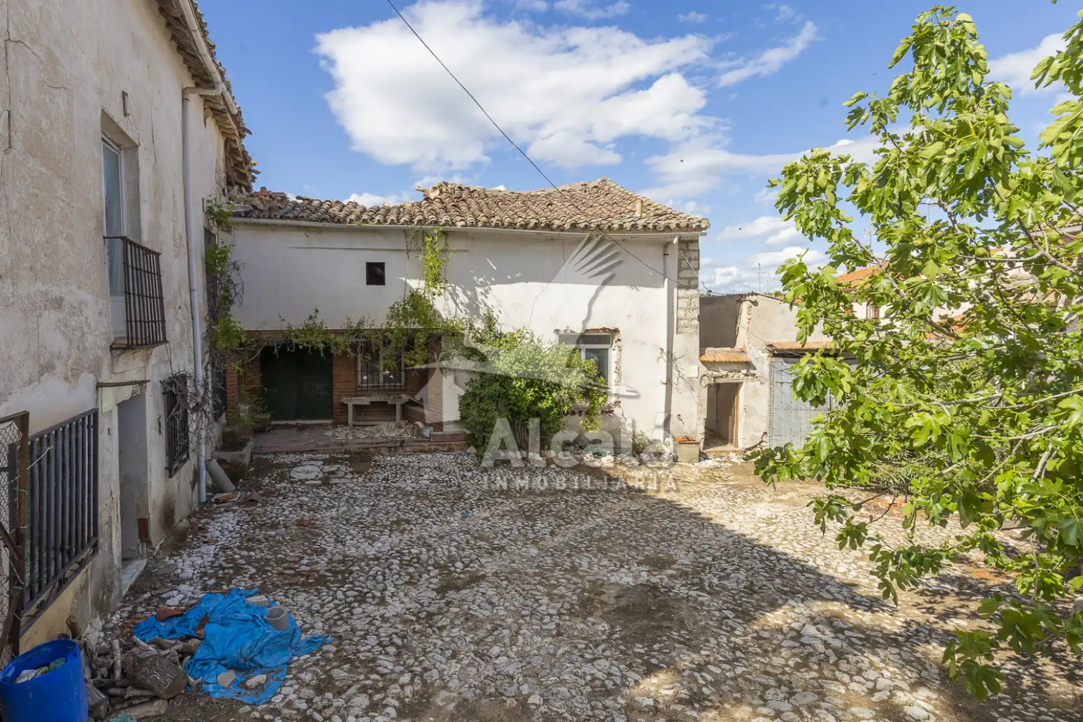 Exterior view of Residential for sale in Santorcaz
