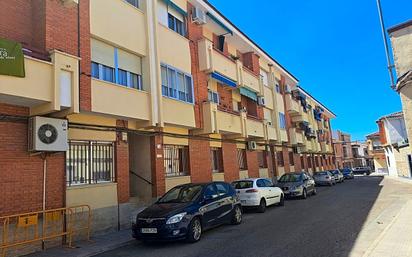 Vista exterior de Pis en venda en Mora amb Terrassa