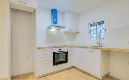 Kitchen of Flat for sale in Badalona  with Terrace and Balcony