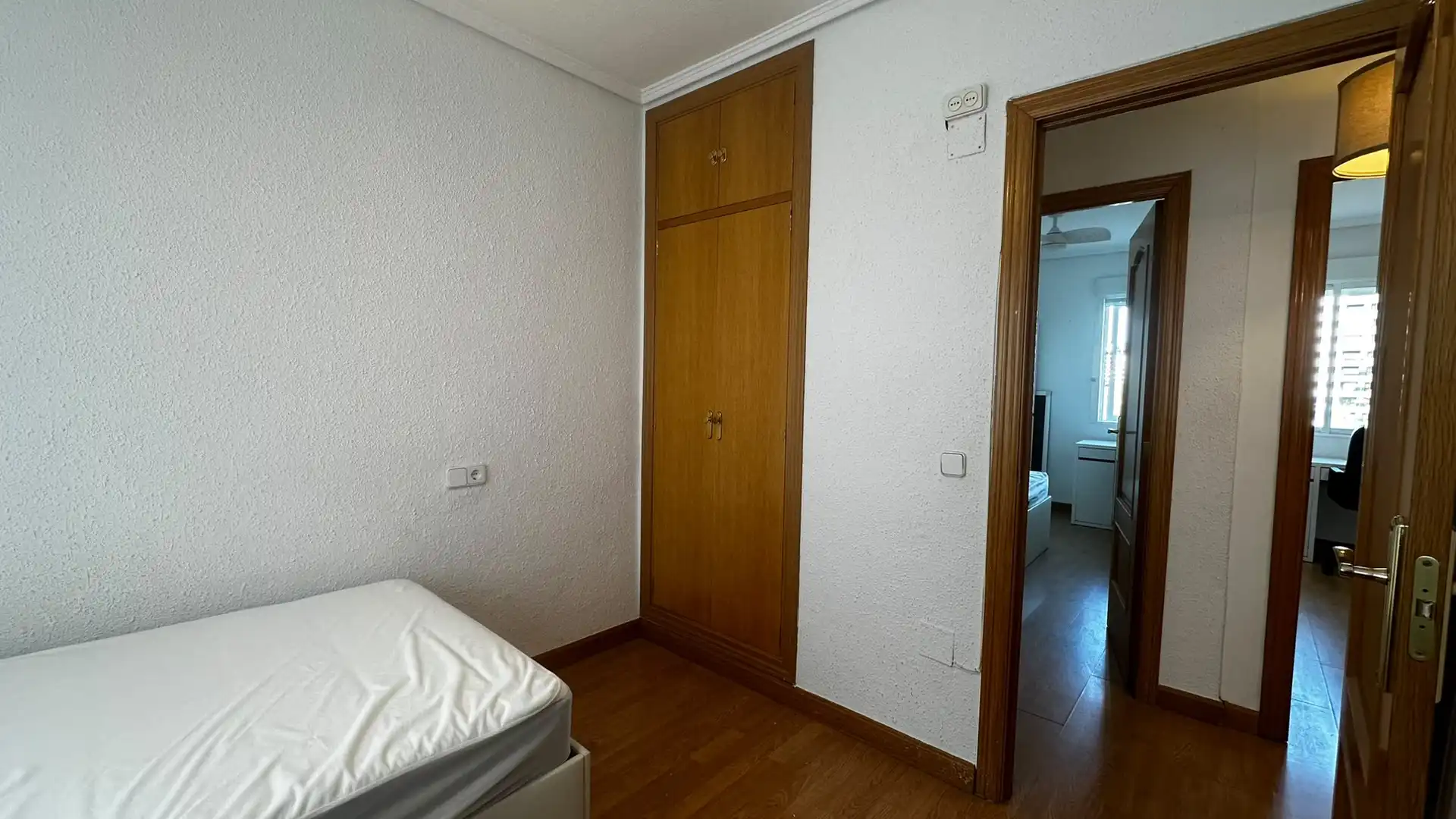 Bedroom of Flat for rent in Madrid  with Heating